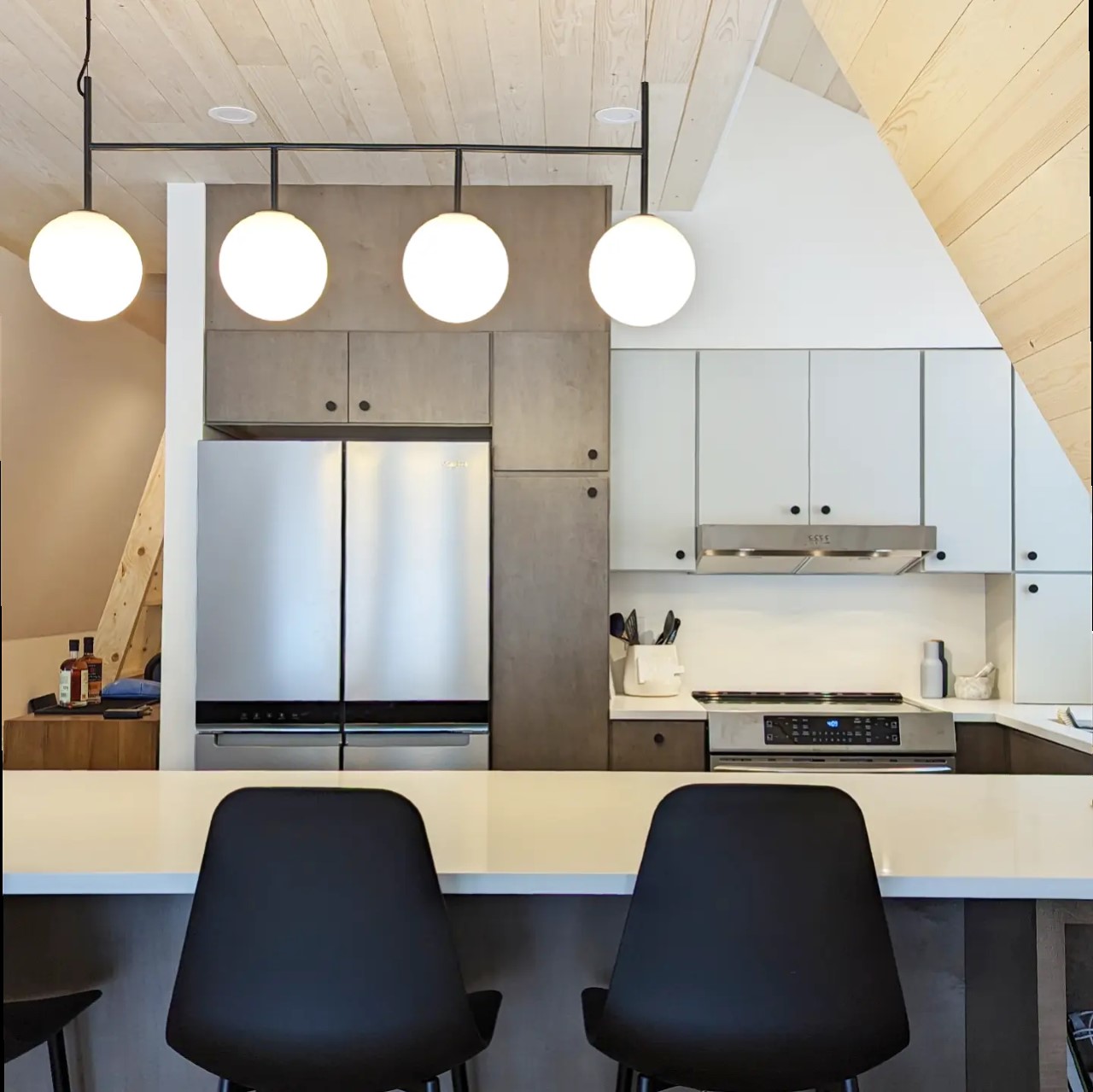 Katie Bennett -VSC - Maple - Door 19 - Morel Pic 1