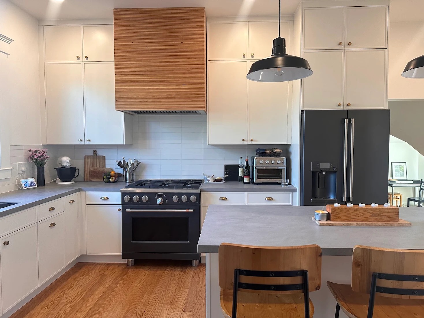 Sarahs Modern Thin Rail Shaker Kitchen
