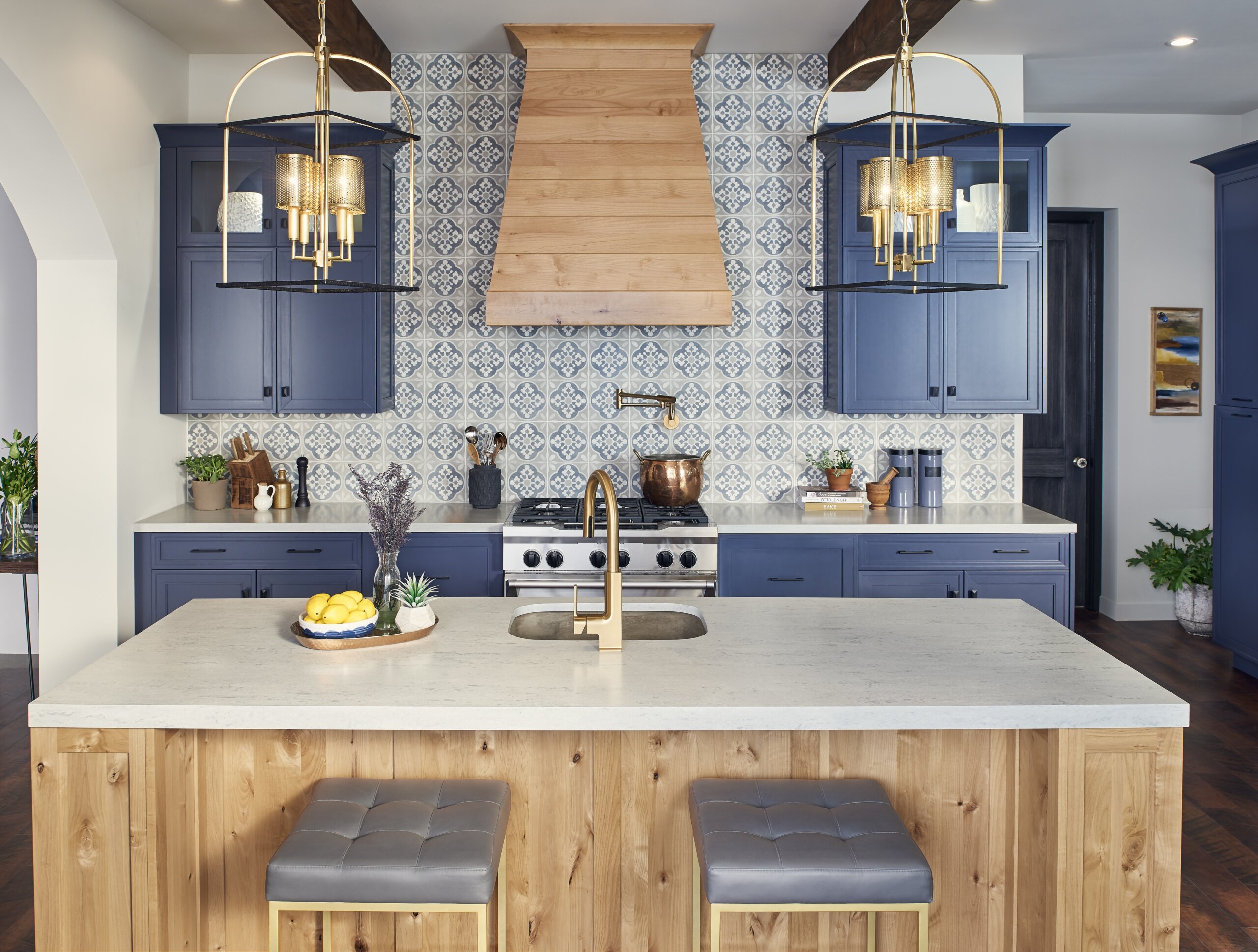 rustic-cabinetry-alder-kitchen-cabinets-icabinetry-blog