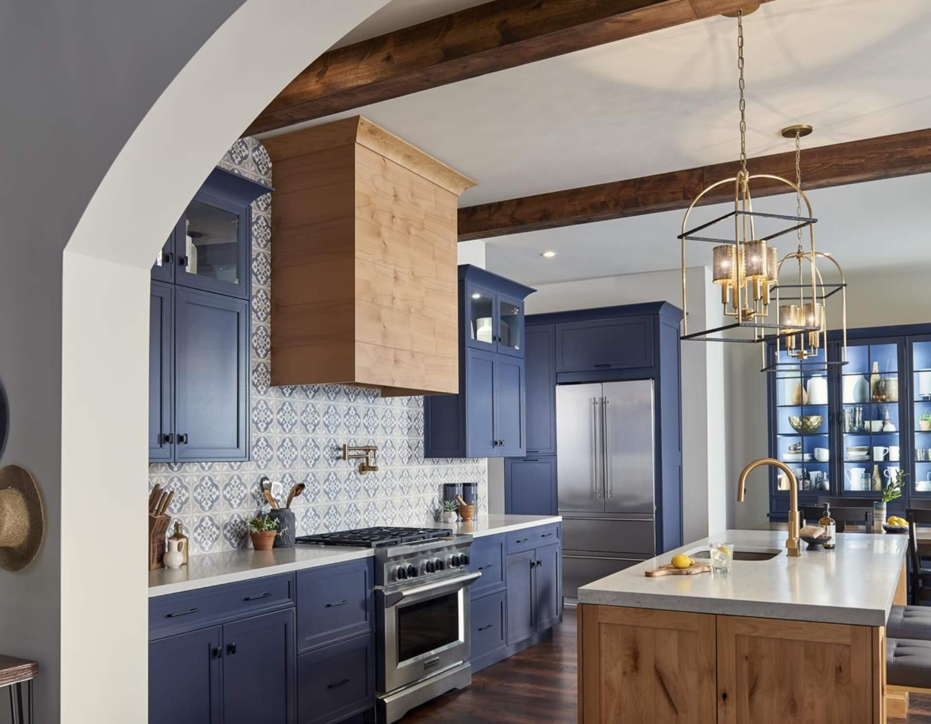 shop cabinets page hero (1)