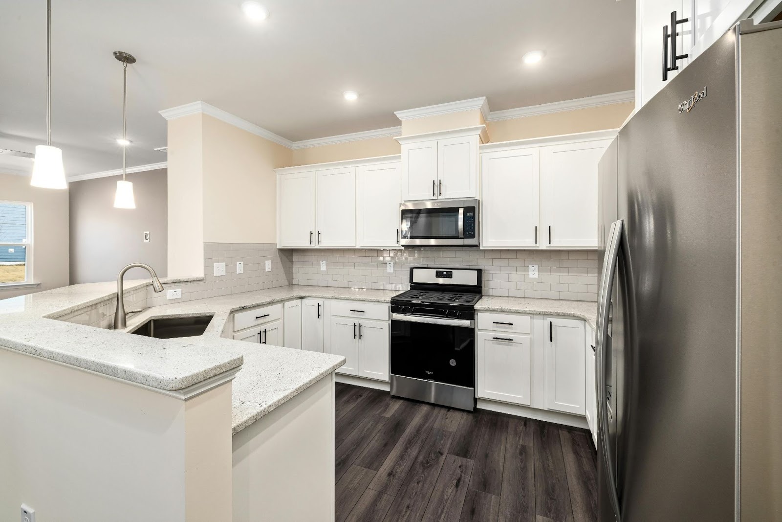 Crown Molding for Ceiling: How to Plan the Perfect Look for Your Space